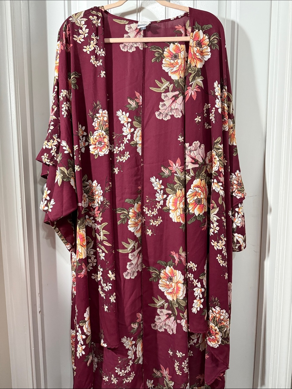 Women's Floral Kimono Cardigan - Burgundy Floral